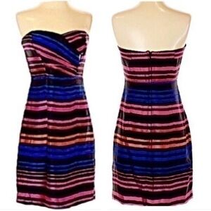 Vibrant & Curve Hugging Strapless Dress!!